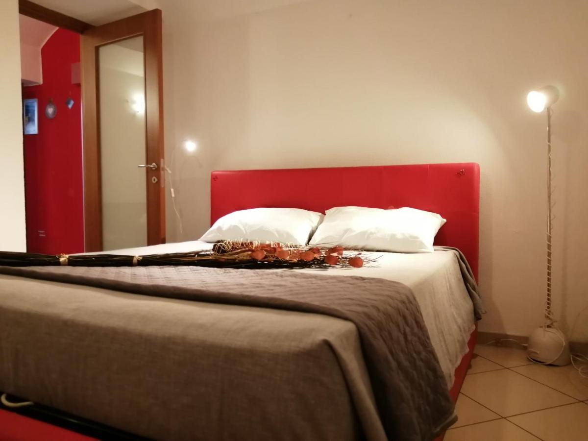 Dependance Red House - Affitti Brevi Italia Apartamento Manfredónia Exterior foto