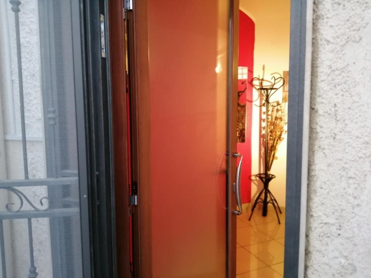 Dependance Red House - Affitti Brevi Italia Apartamento Manfredónia Exterior foto